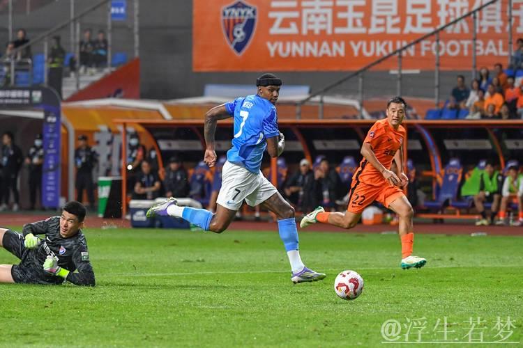 云南玉昆主场三人建功力克深圳新鹏城
